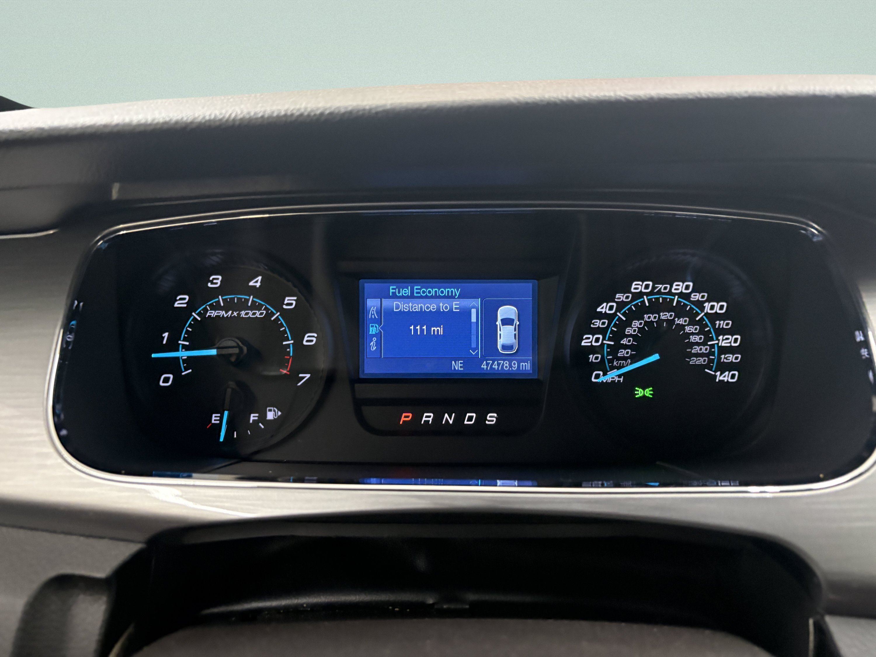 Used 2015 Ford Taurus SEL FWD image 31