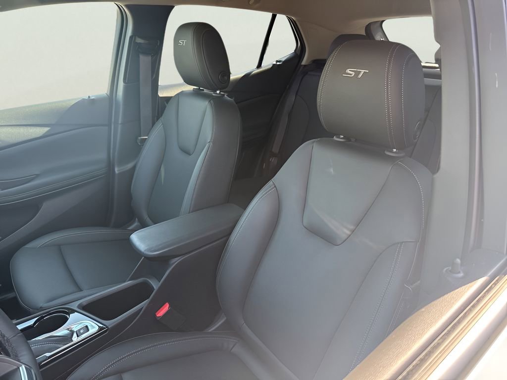 Used 2024 Buick Encore GX Sport Touring w/ Comfort Package image 13