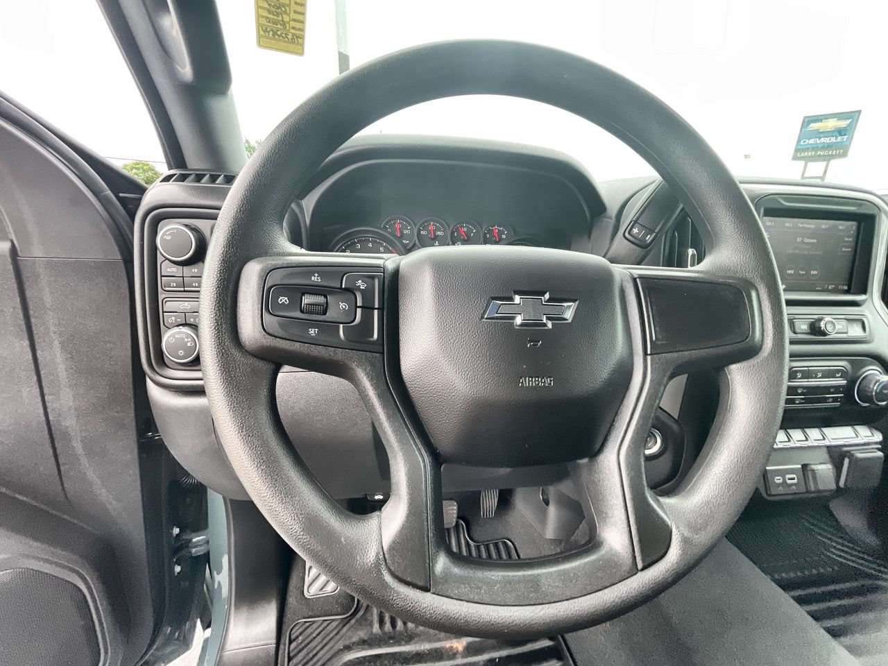 Used 2026 Chevrolet Silverado 1500 Custom Trail Boss AWD/4WD image 11