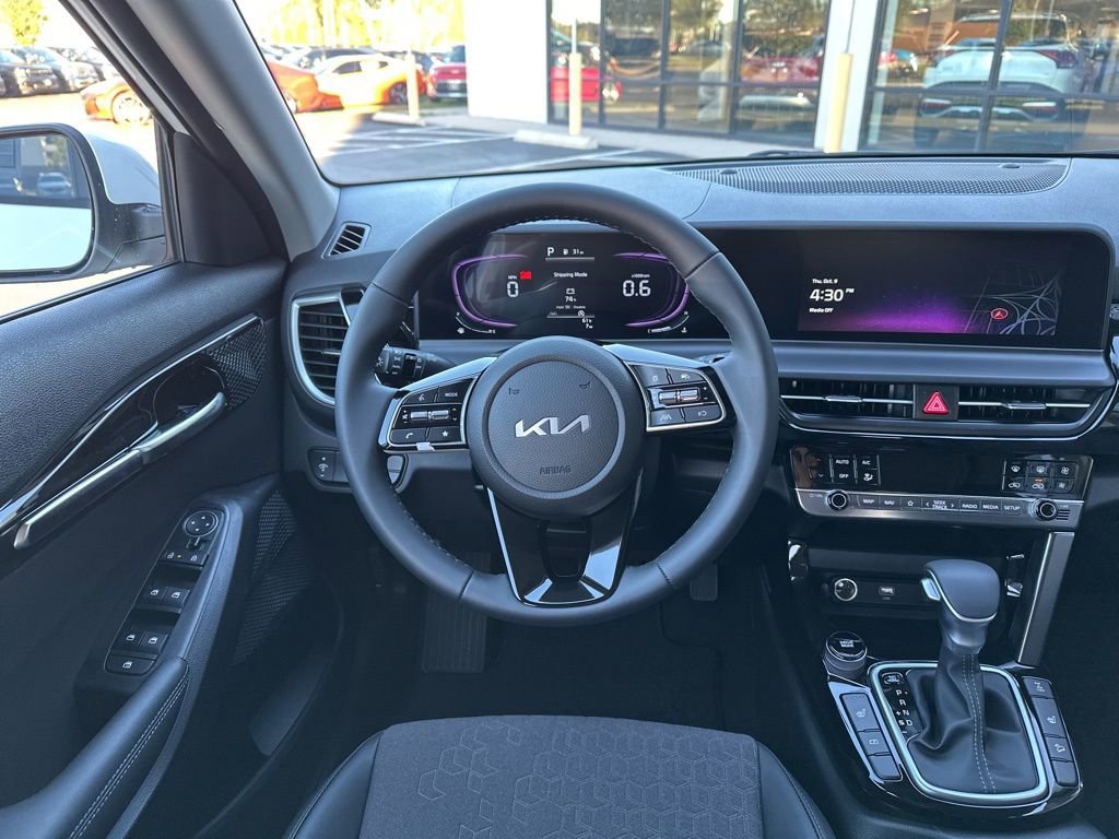 New 2026 Kia Seltos S image 25
