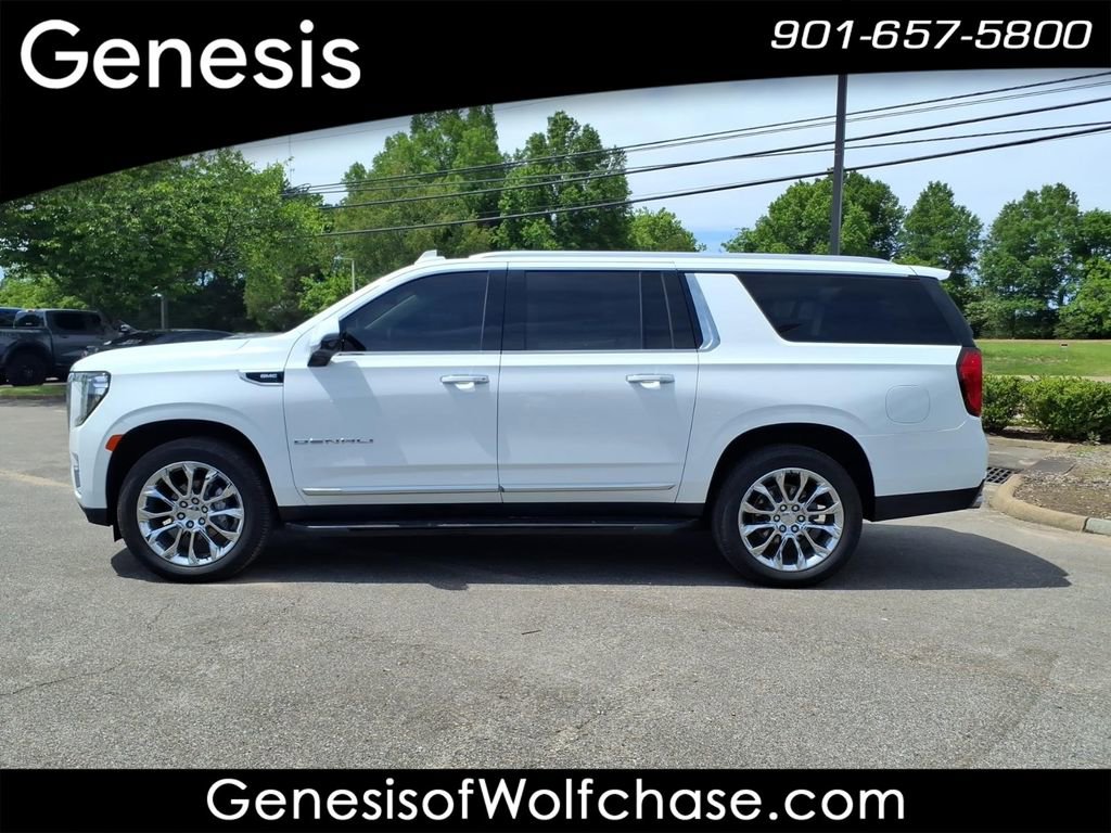 Used 2022 GMC Yukon XL Denali AWD/4WD image 2