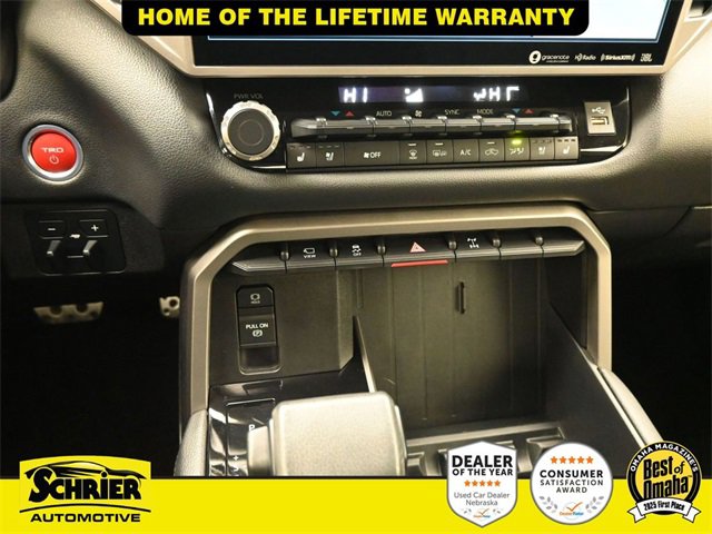 Used 2023 Toyota Tundra Limited image 23