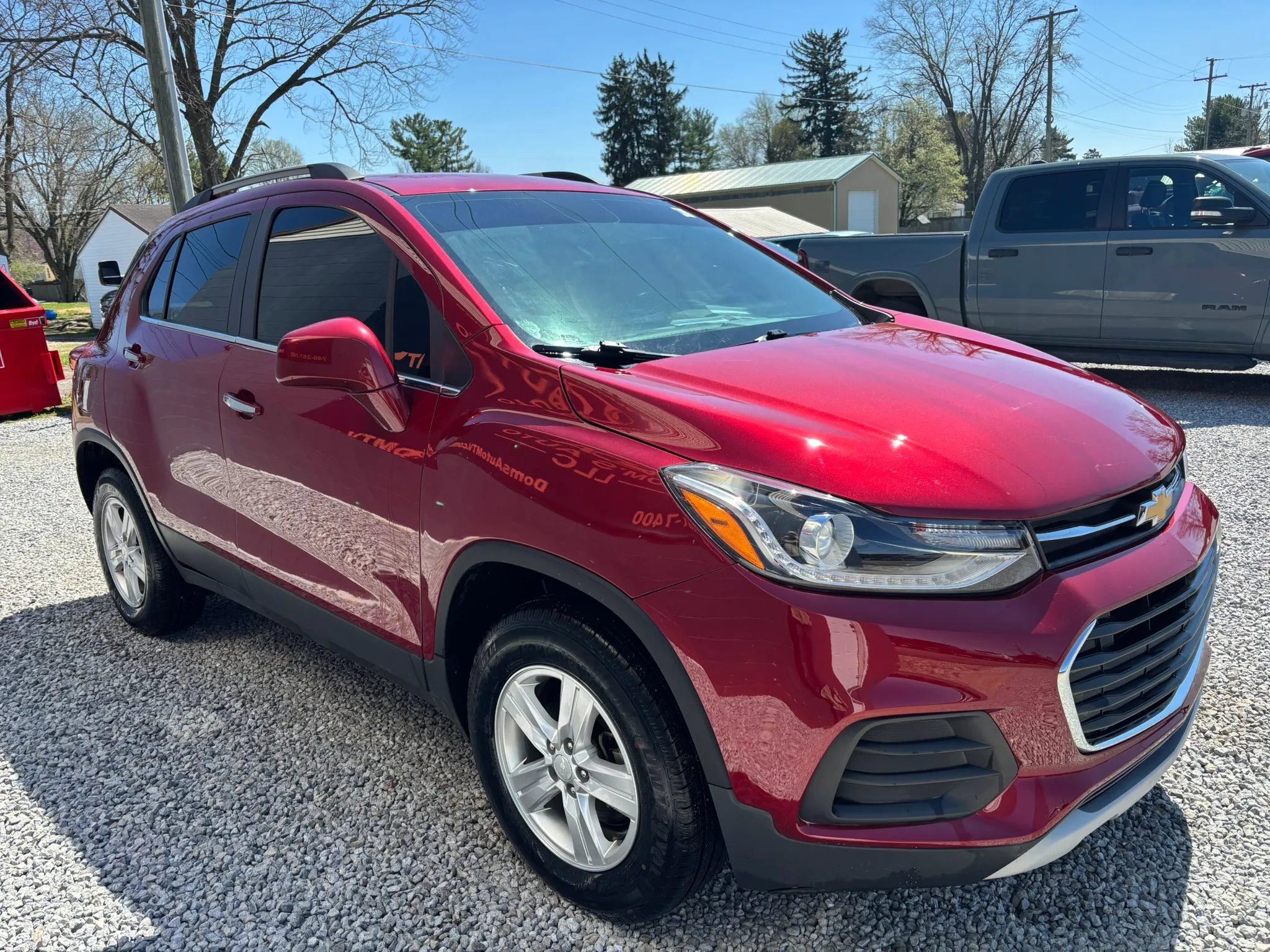 Used 2020 Chevrolet Trax LT w/ LT Convenience Package image 9