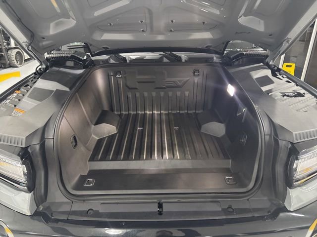 Used 2025 GMC Hummer EV 2X image 39