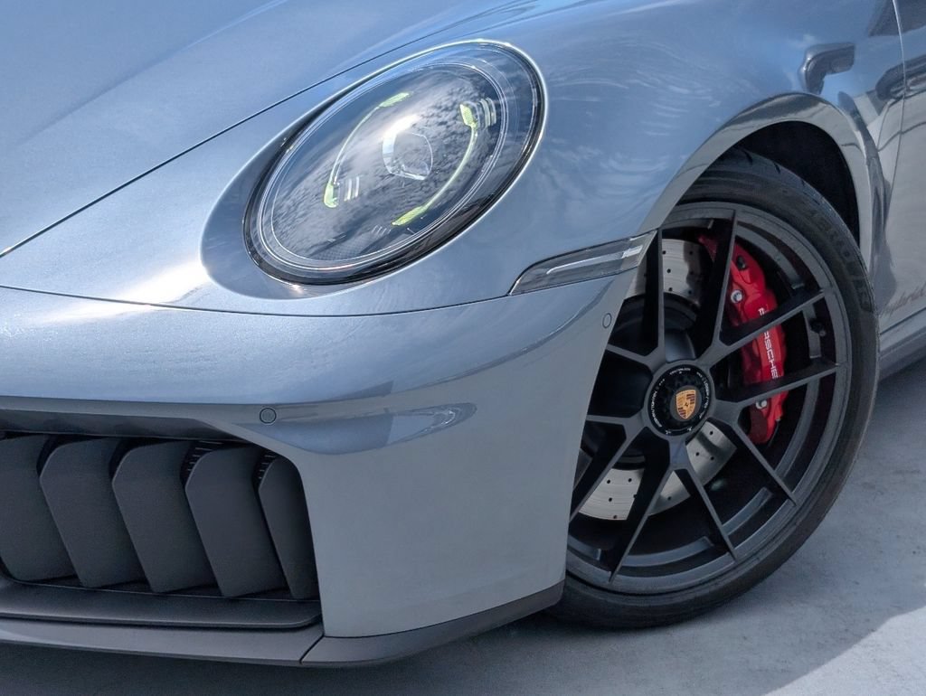 Certified 2026 Porsche 911 Carrera 4 GTS AWD/4WD image 10