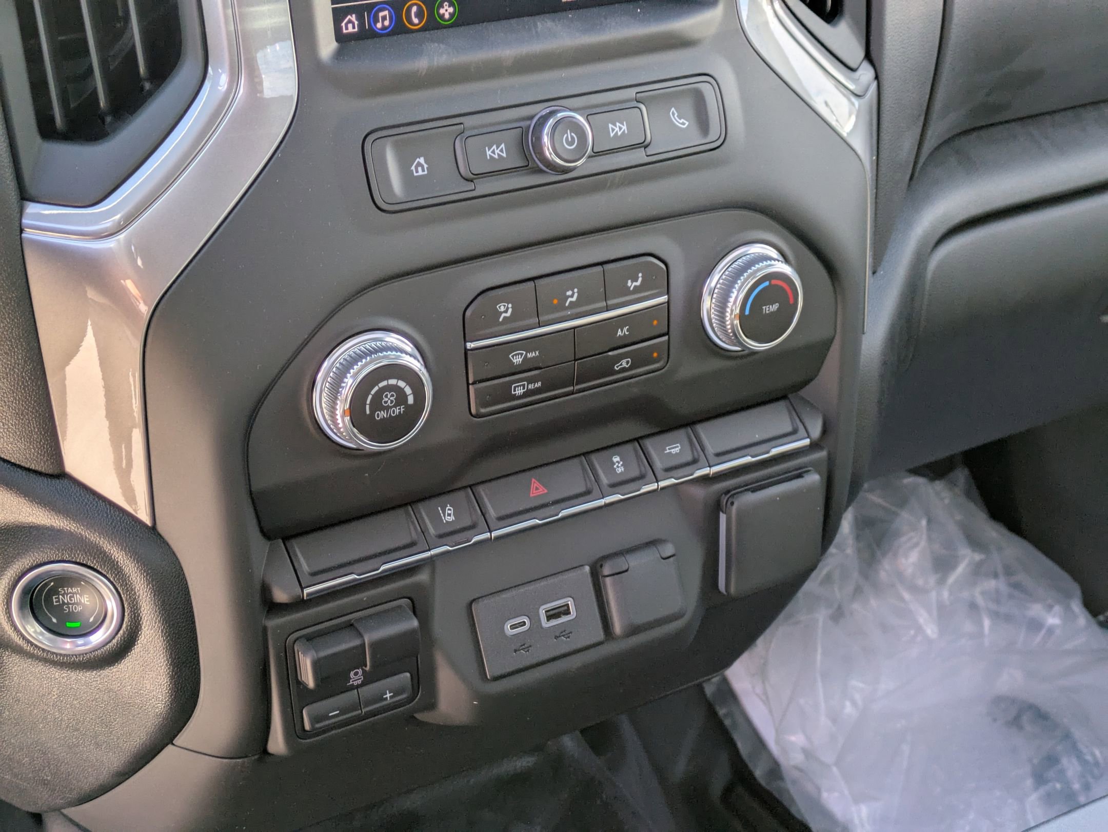 New 2024 GMC Sierra 3500 Pro w/ Convenience Package image 18