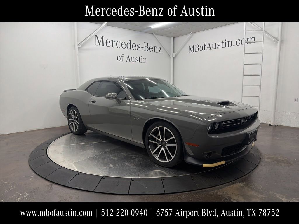 Used 2023 Dodge Challenger R/T w/ Plus Package image 1