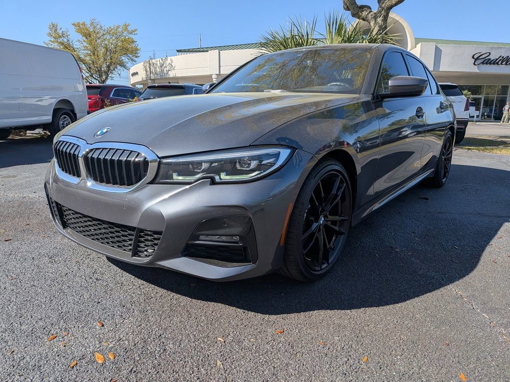 Used 2022 BMW 330i xDrive Sedan w/ M Sport Package image 8