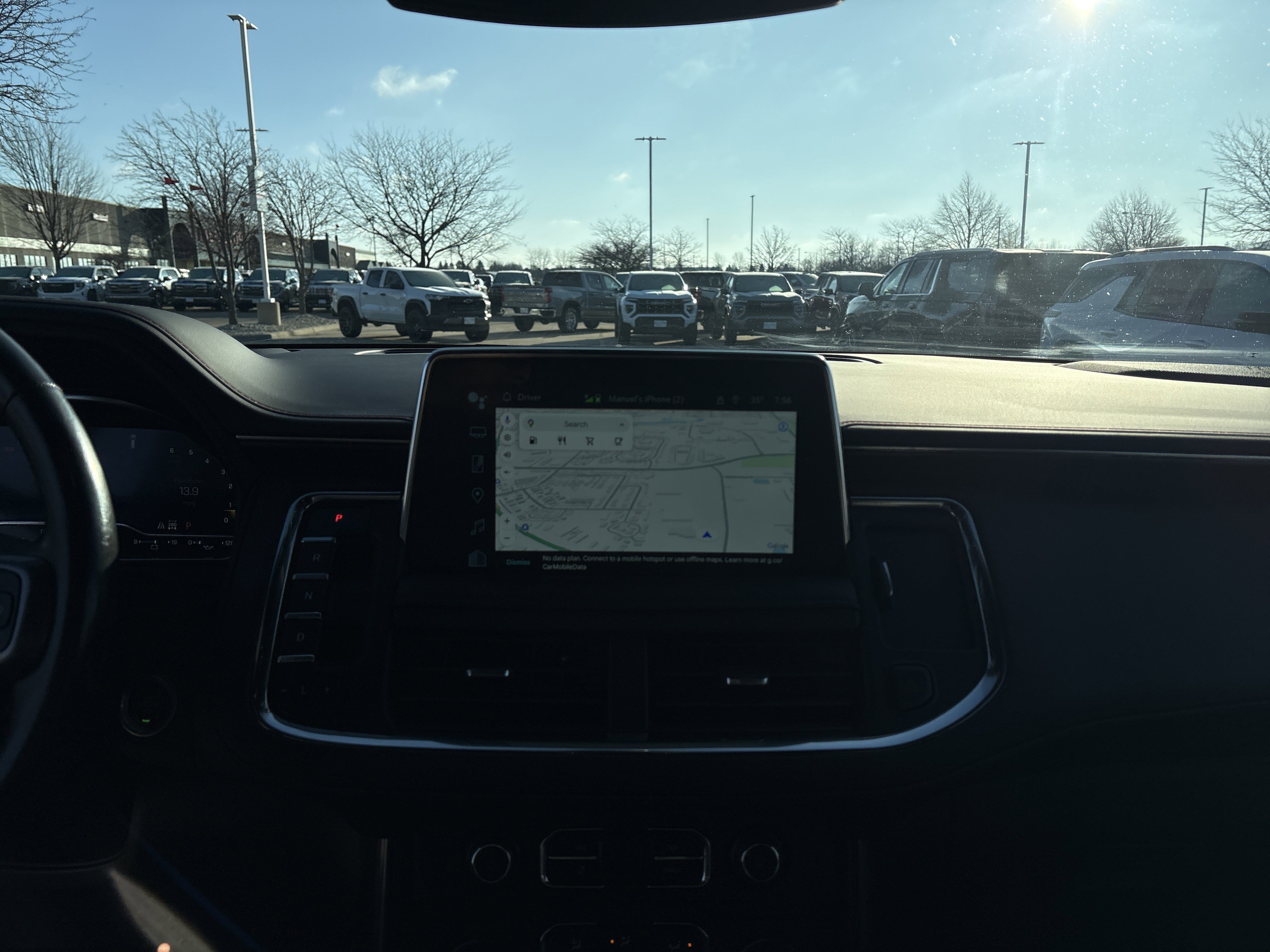 Used 2022 Chevrolet Suburban RST w/ Luxury Package image 15