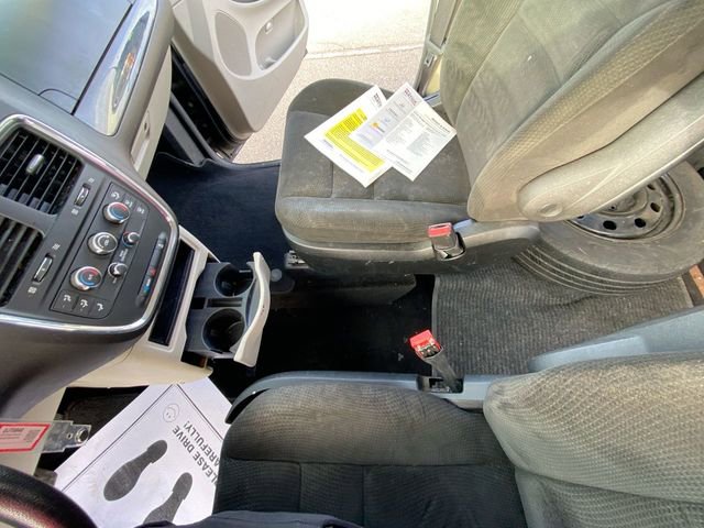 Used 2016 Dodge Grand Caravan SXT FWD image 44