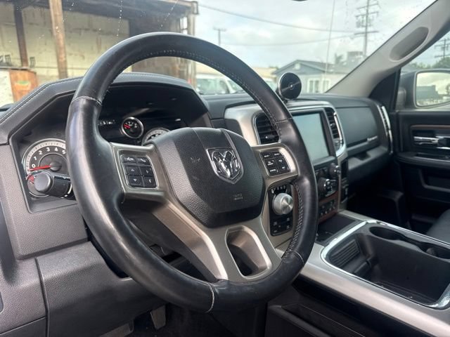Used 2016 RAM 1500 Laramie AWD/4WD image 10