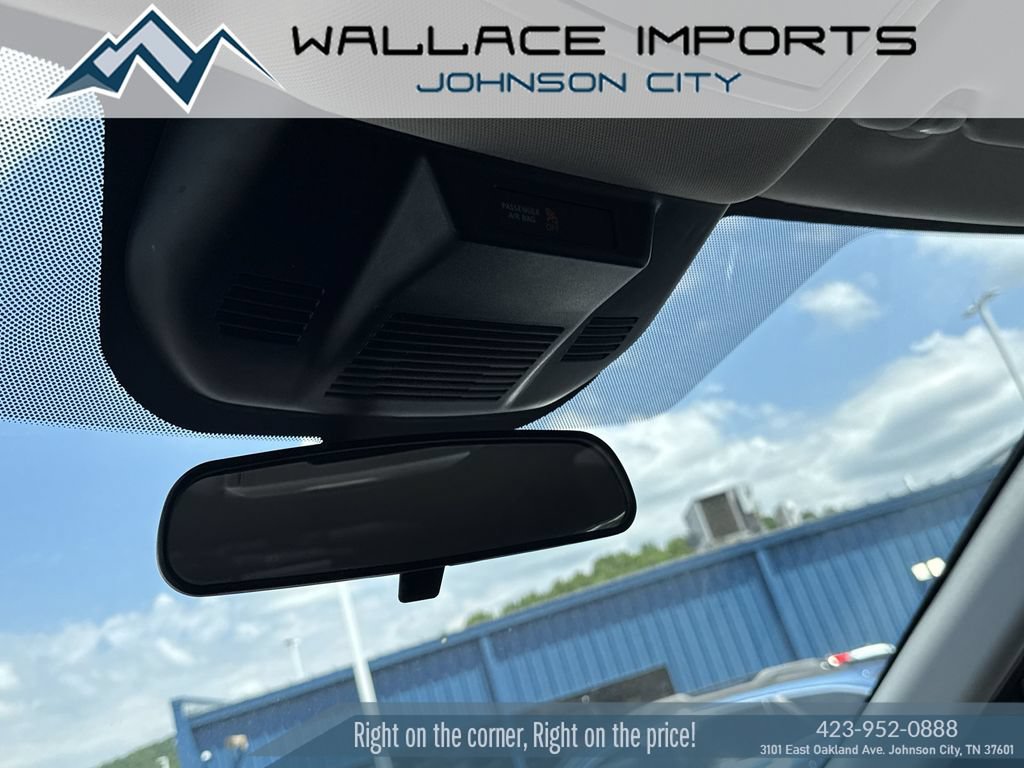 Used 2021 Nissan Rogue SV FWD image 15
