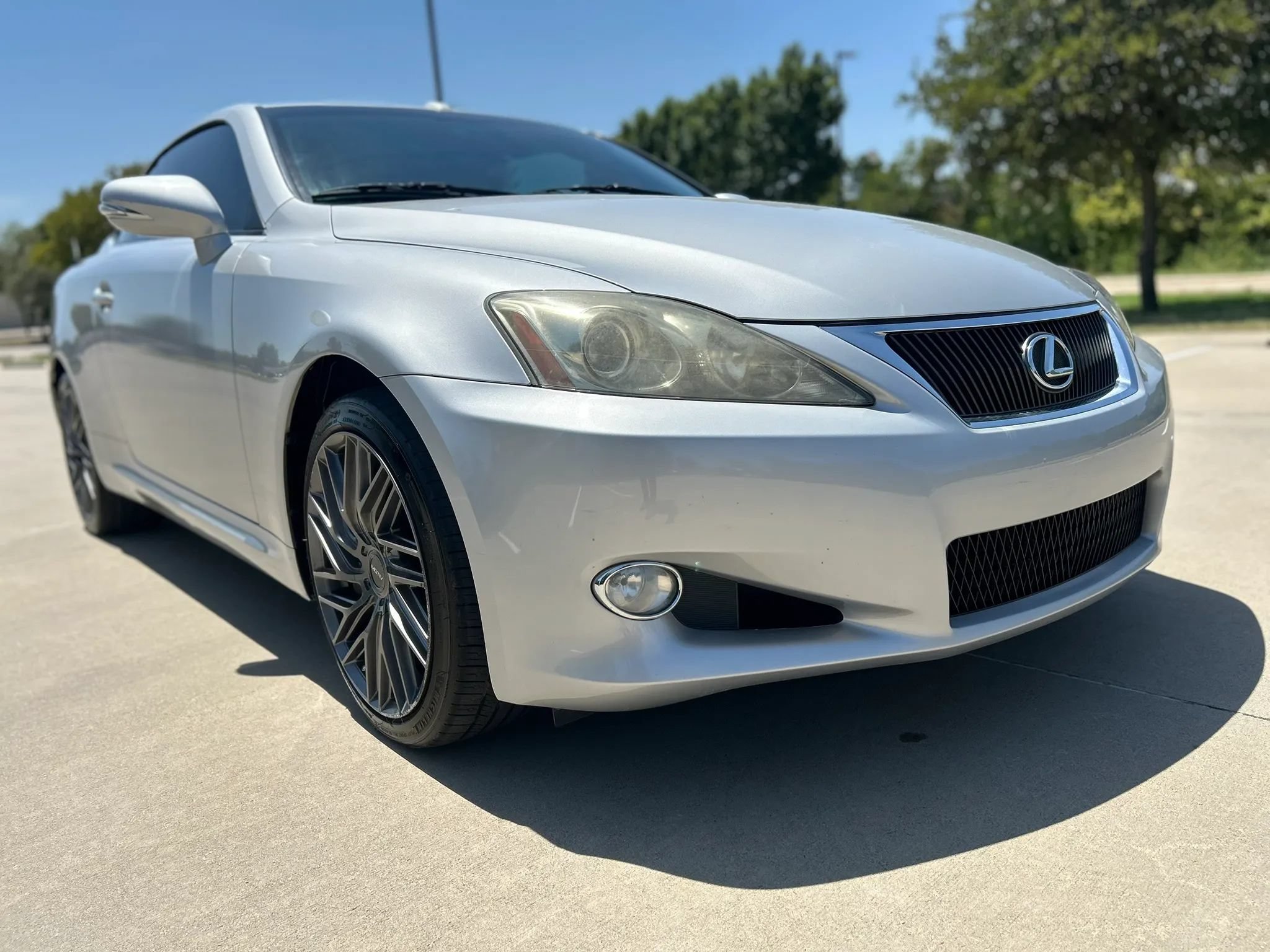Used 2010 Lexus IS 350C RWD image 5