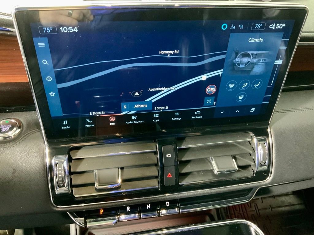 Used 2022 Lincoln Navigator Reserve image 5