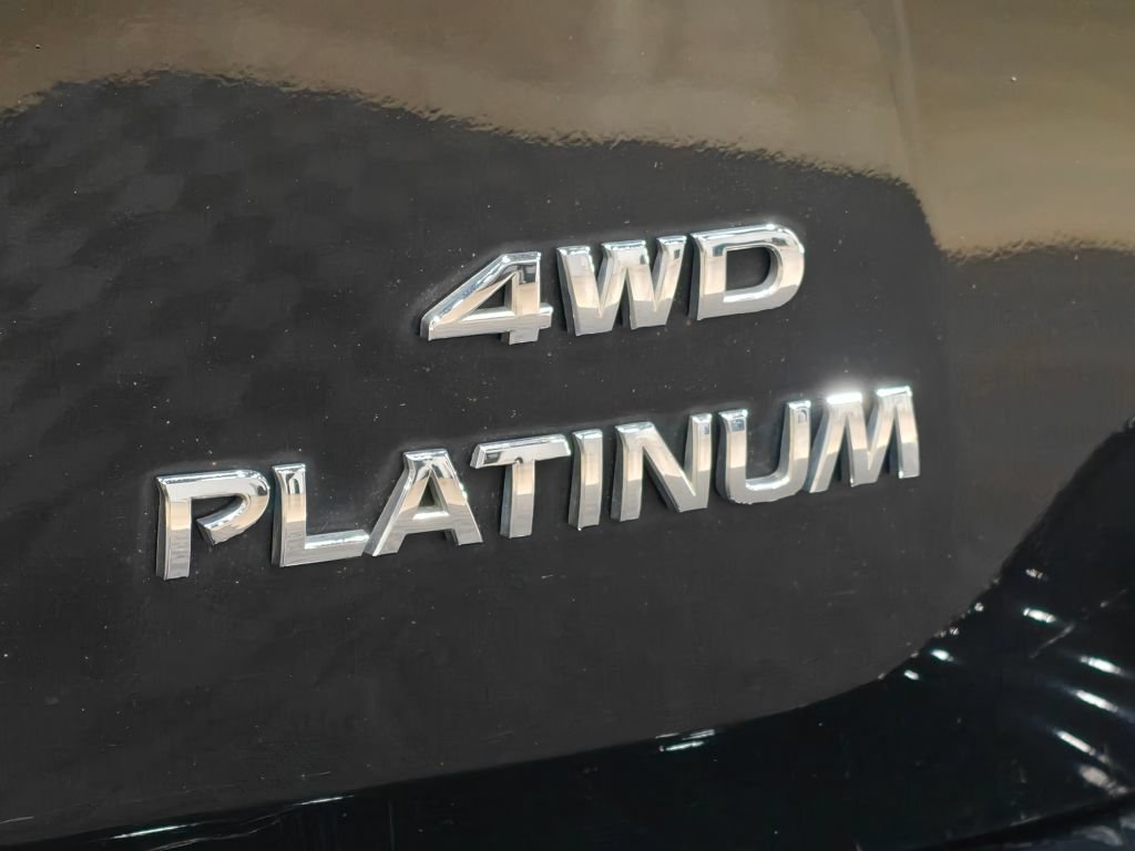 Used 2019 Nissan Pathfinder Platinum AWD/4WD image 59