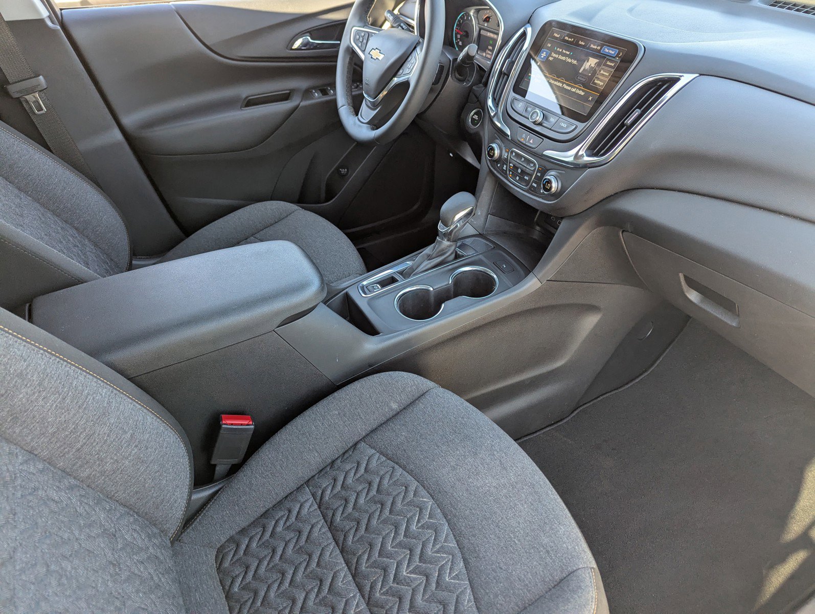 Used 2023 Chevrolet Equinox LT image 14