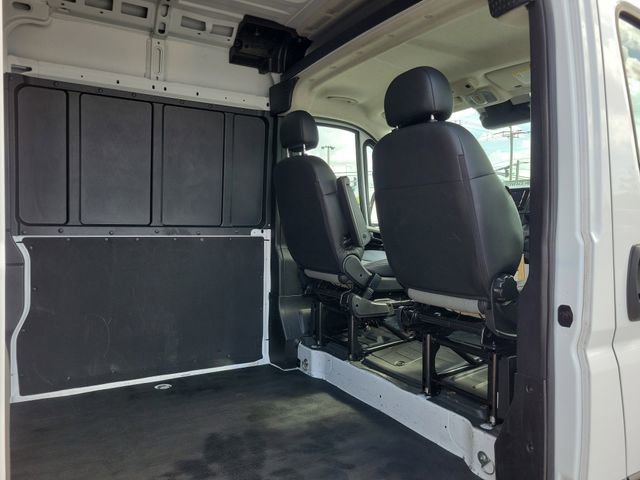 Used 2024 RAM ProMaster 2500 w/ Convenience Group image 11