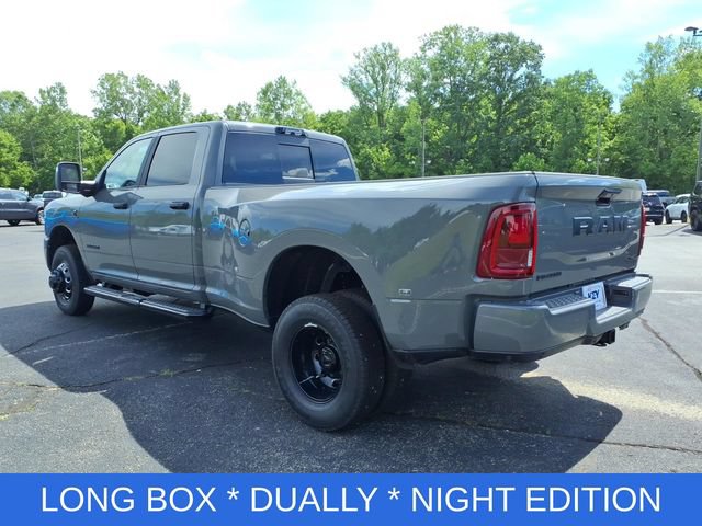 New 2026 RAM 3500 Big Horn AWD/4WD image 7