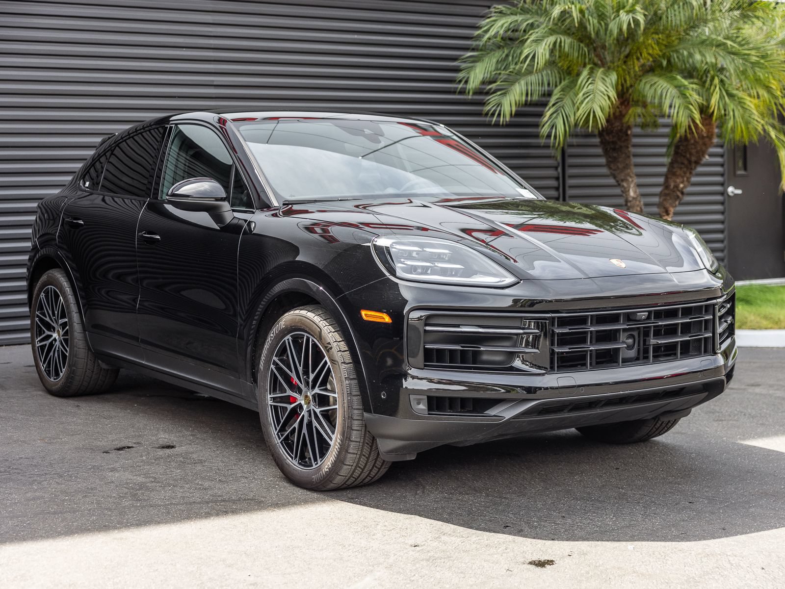 Certified 2024 Porsche Cayenne S AWD/4WD image 6