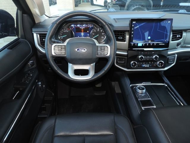 Used 2023 Ford Expedition XLT RWD image 26