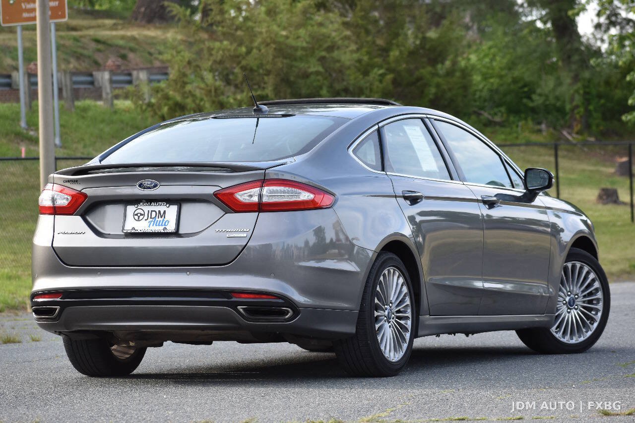 Used 2014 Ford Fusion Titanium FWD image 5