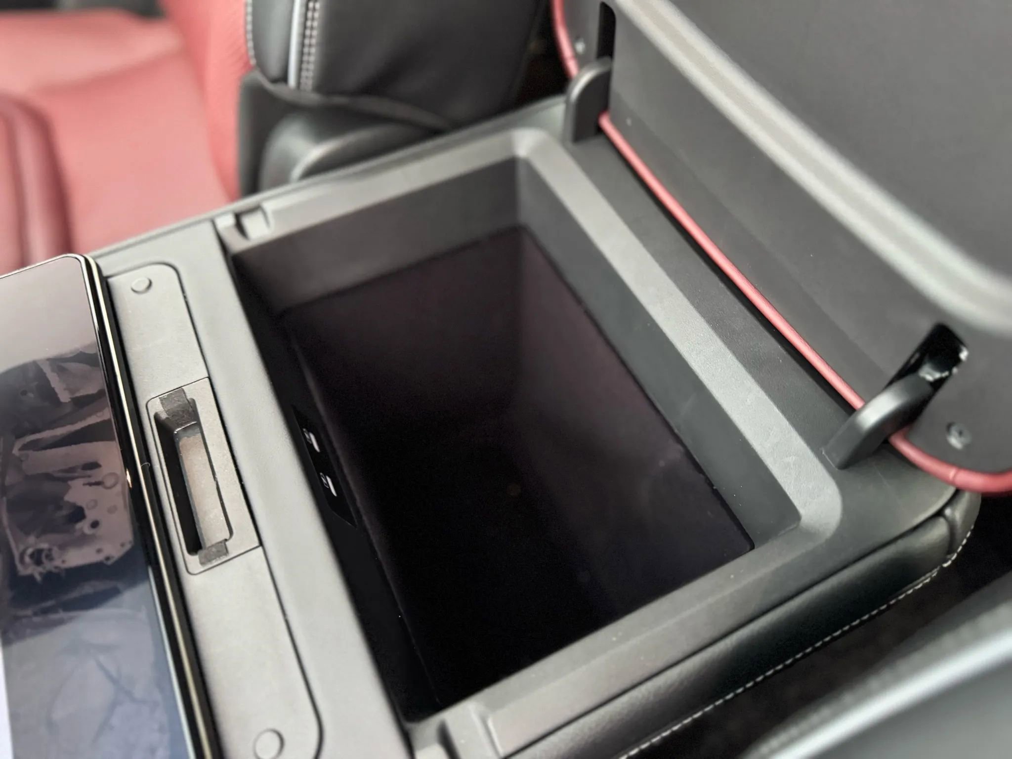 Used 2025 INFINITI QX80 Autograph image 35