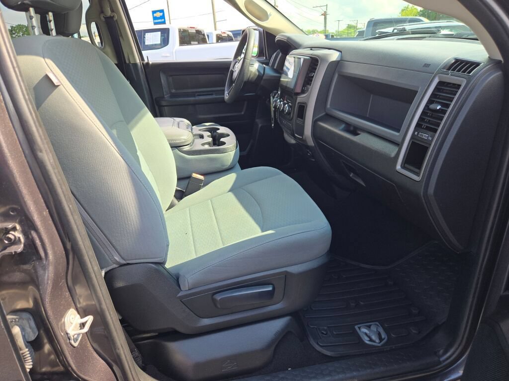 Certified 2018 RAM 1500 Express AWD/4WD image 7