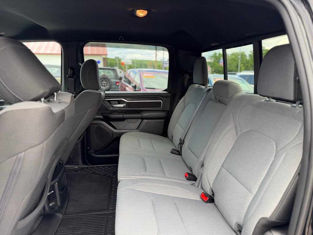 Used 2024 RAM 1500 Big Horn AWD/4WD image 6