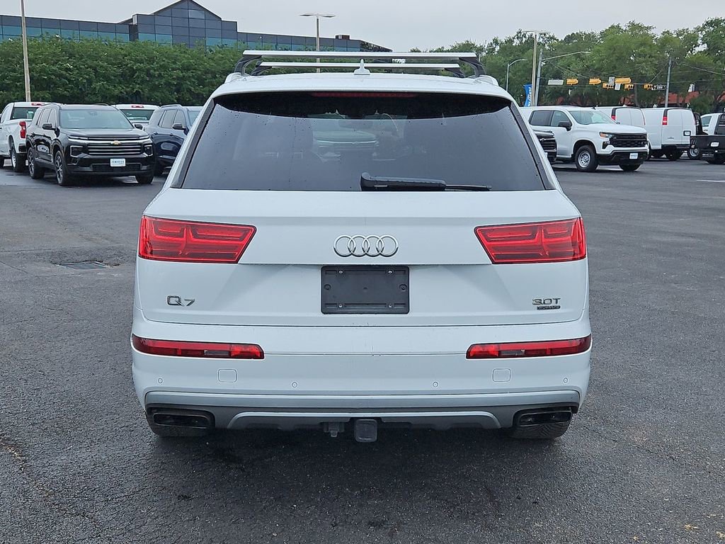 Used 2018 Audi Q7 3.0T Premium Plus w/ Premium Plus Package AWD/4WD image 5