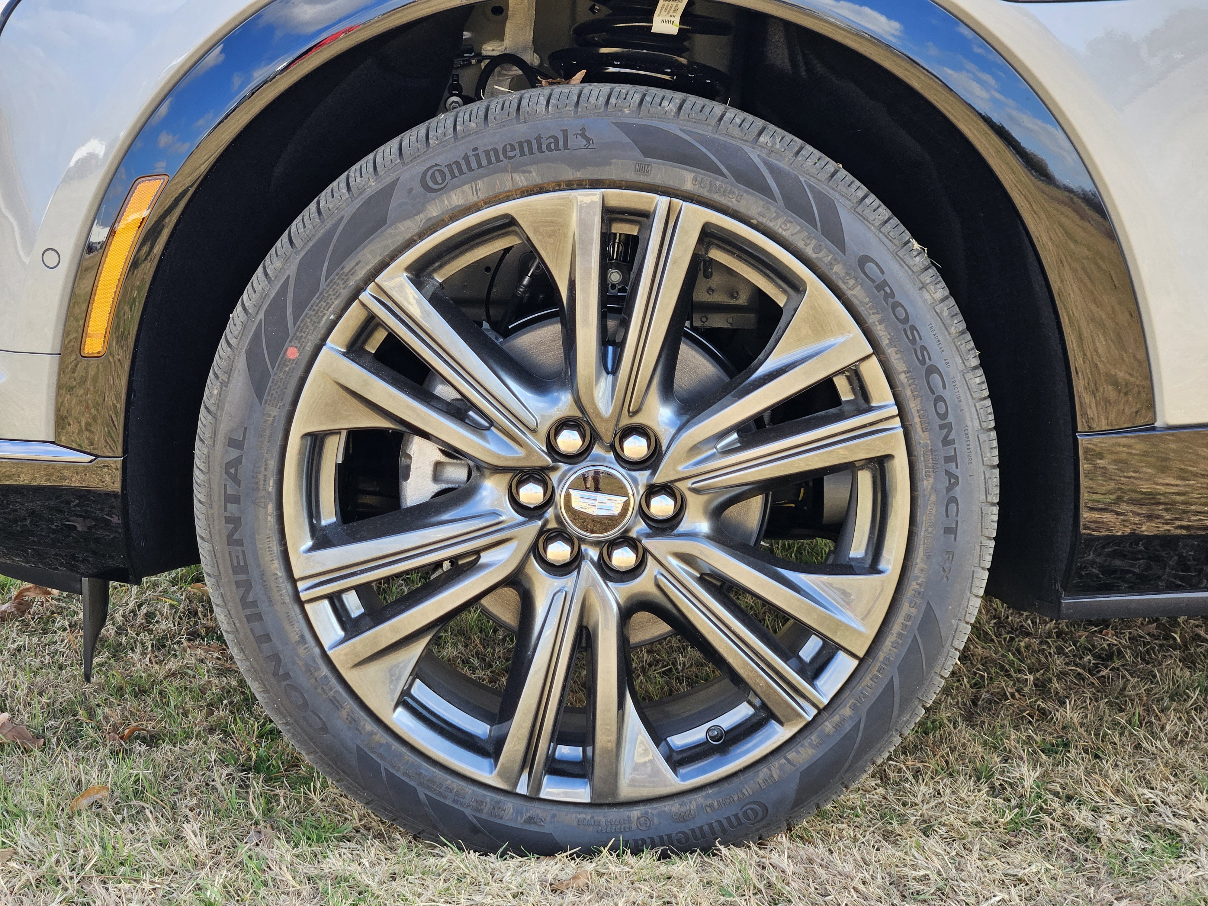 New 2026 Cadillac Optiq Sport 2 image 7