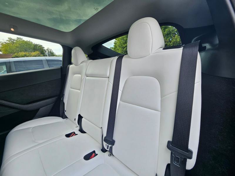 Used 2025 Tesla Model Y Long Range RWD image 62