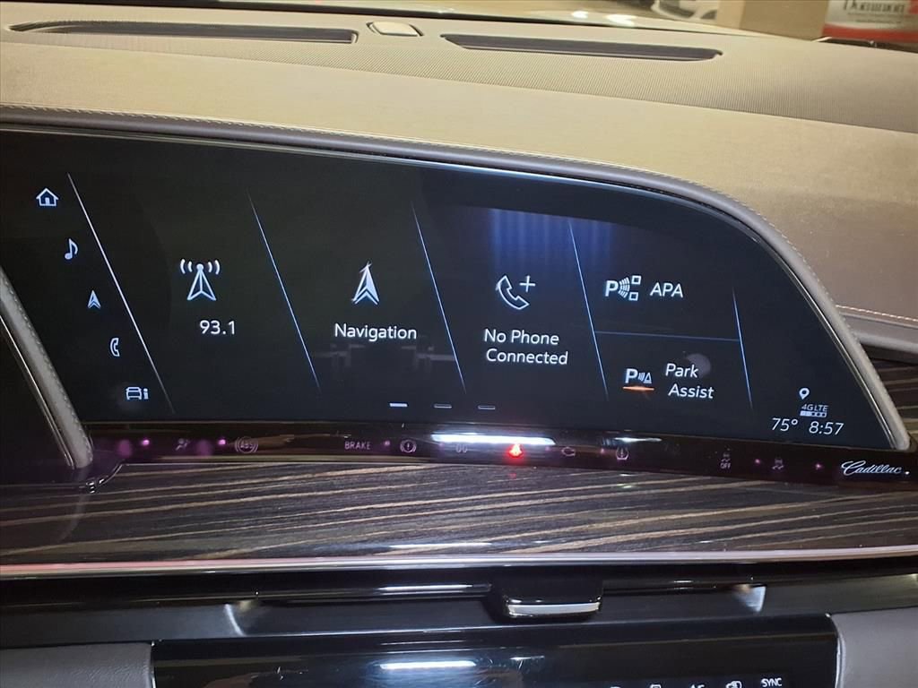 Used 2021 Cadillac Escalade Sport w/ LPO, Illumination Package RWD image 4