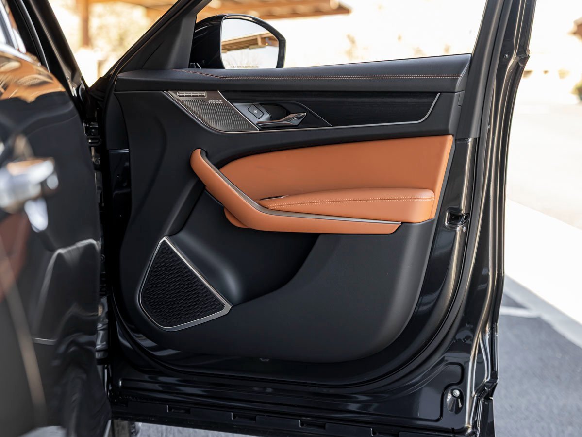 New 2026 Jaguar F-PACE R-Dynamic S image 25