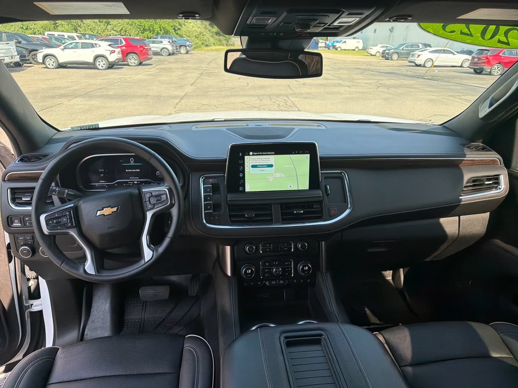 Used 2023 Chevrolet Tahoe Premier AWD/4WD image 25