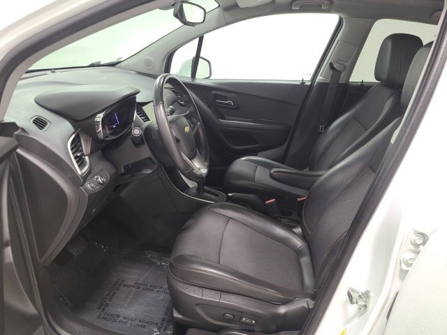 Used 2019 Chevrolet Trax LT w/ LT Convenience Package FWD image 15