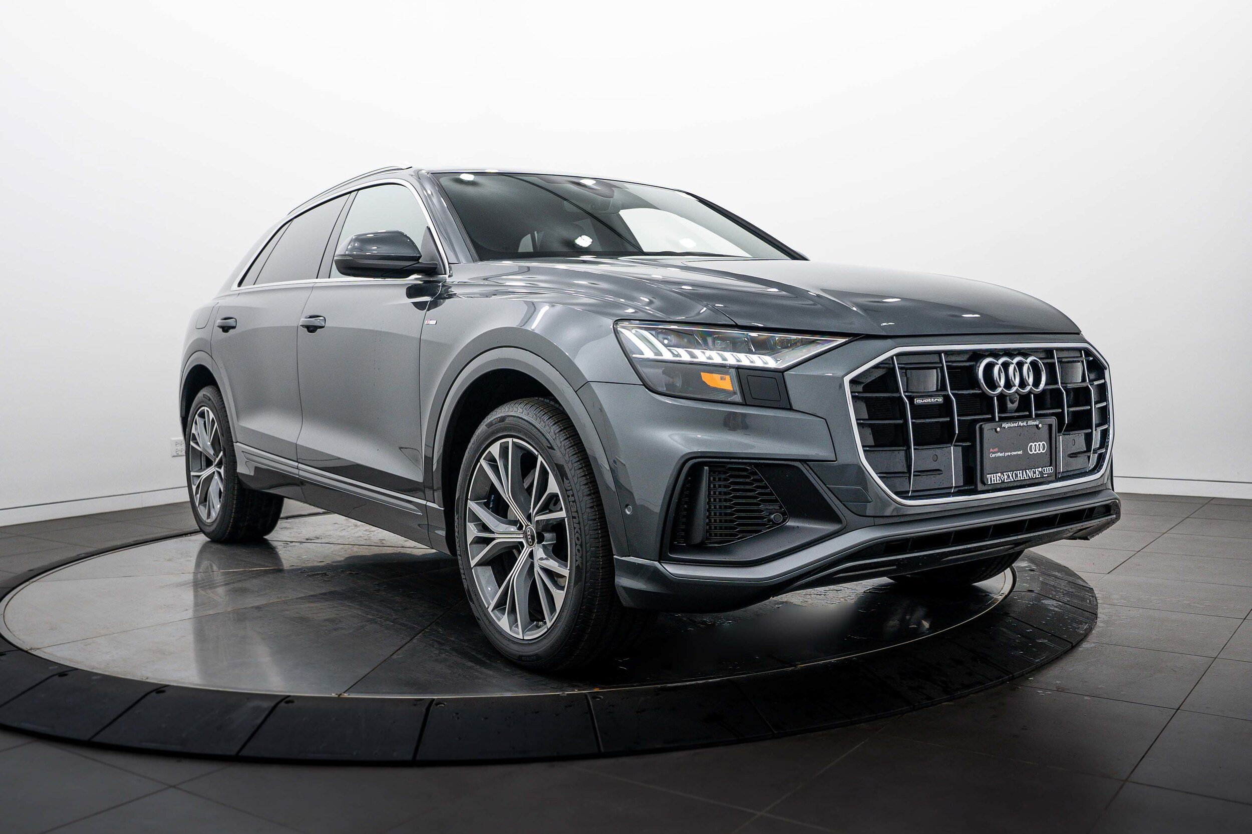 Certified 2023 Audi Q8 Premium Plus w/ Premium Plus Package AWD/4WD image 2