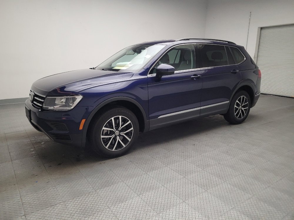 Used 2021 Volkswagen Tiguan SE image 2
