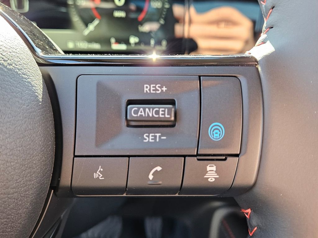 New 2026 Nissan Kicks SR w/ Cold Weather Package image 24