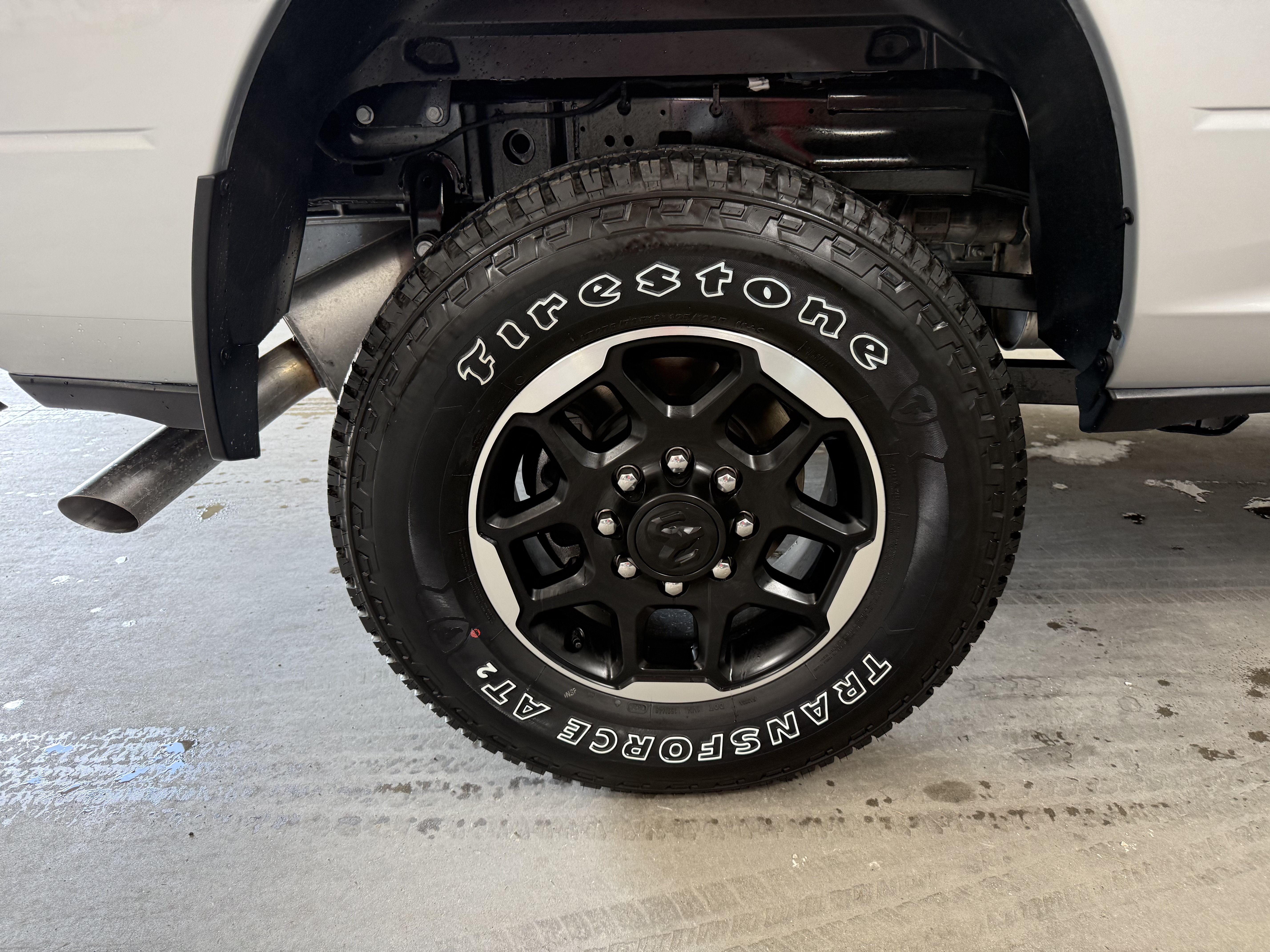 New 2026 RAM 2500 Laramie AWD/4WD image 5
