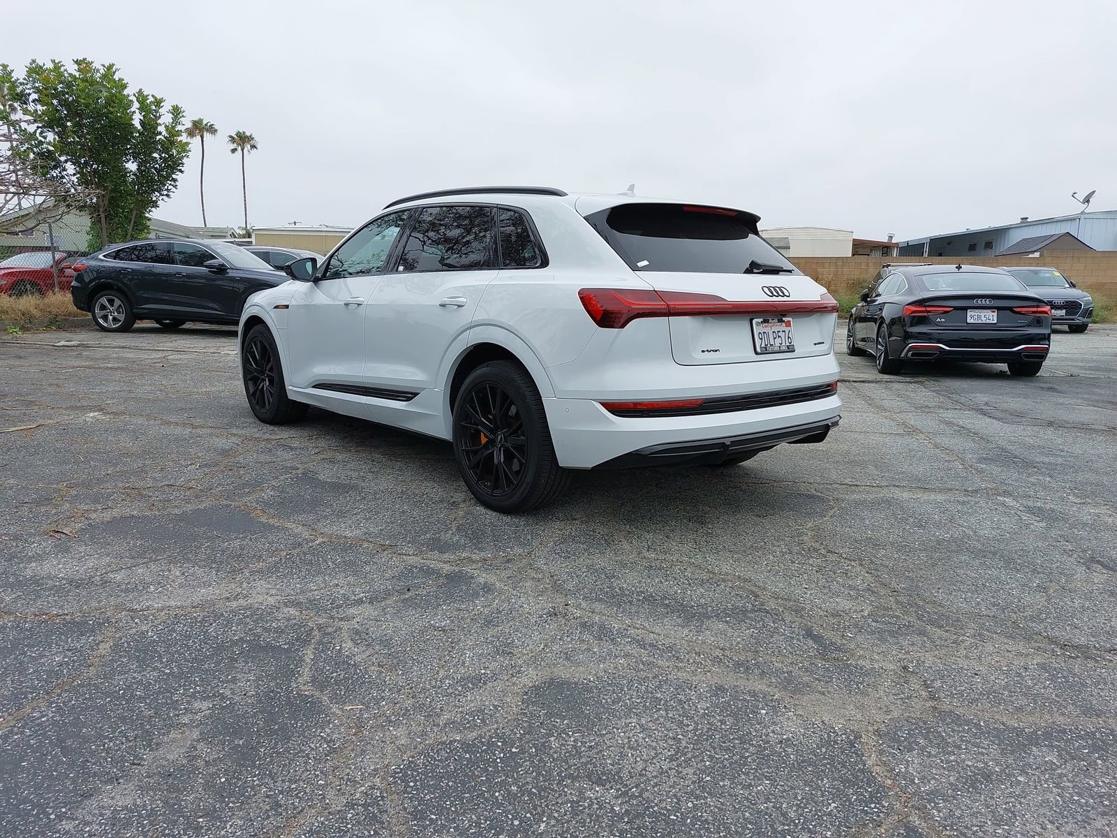 Used 2023 Audi e-tron Chronos AWD/4WD image 4