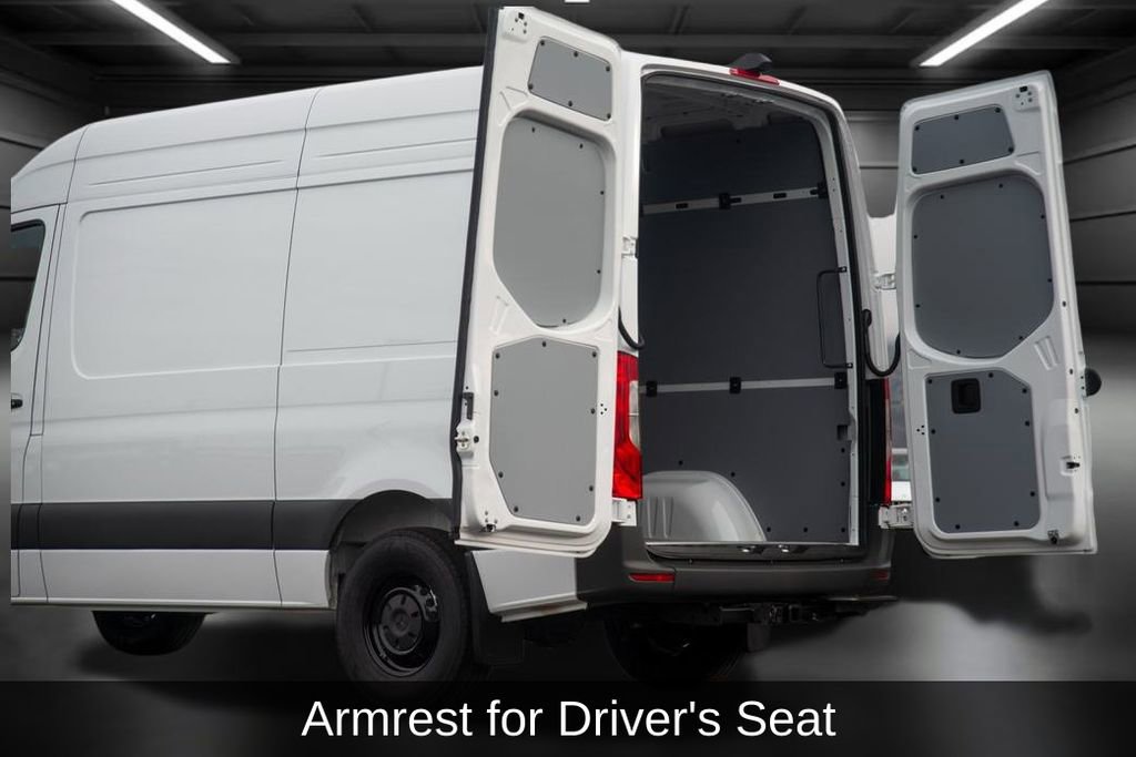 Used 2025 Mercedes-Benz Sprinter 2500 image 22