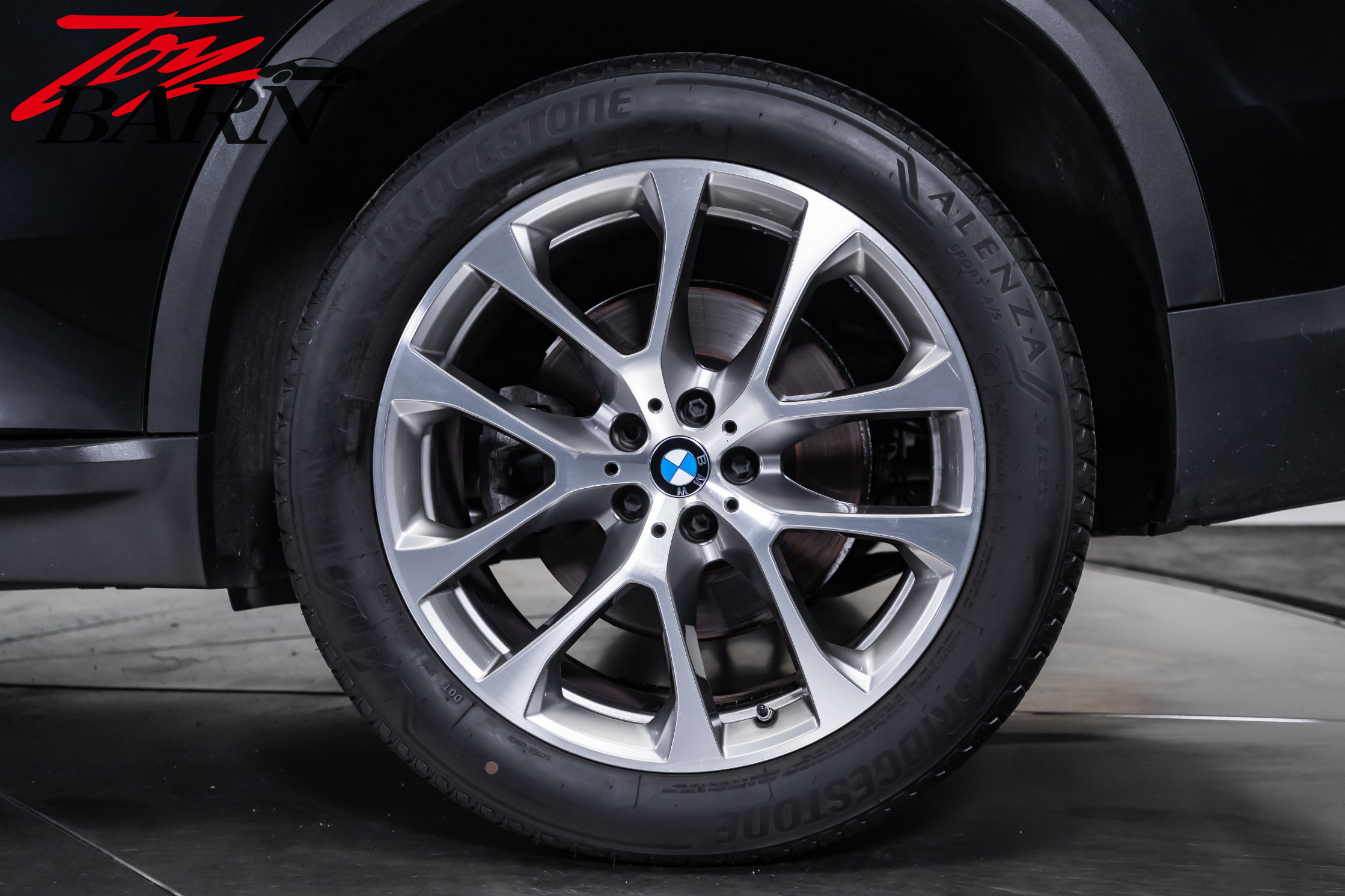 Used 2024 BMW X5 xDrive40i w/ Premium Package AWD/4WD image 16