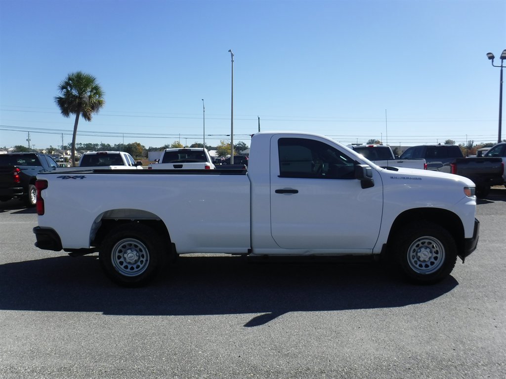 Used 2021 Chevrolet Silverado 1500 W/T w/ WT Value Package AWD/4WD image 2