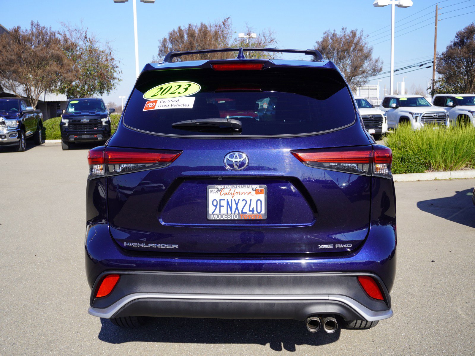 Used 2023 Toyota Highlander XSE image 8