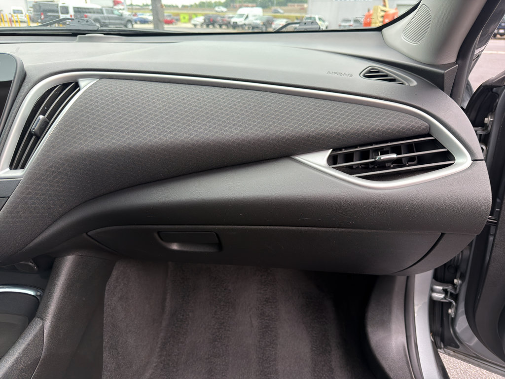 Used 2024 Chevrolet Malibu LT FWD image 19