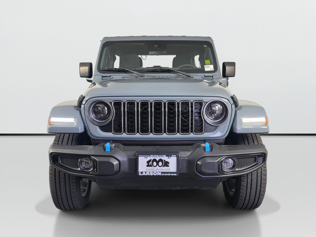 Used 2024 Jeep Wrangler Unlimited w/ Convenience Group AWD/4WD image 9