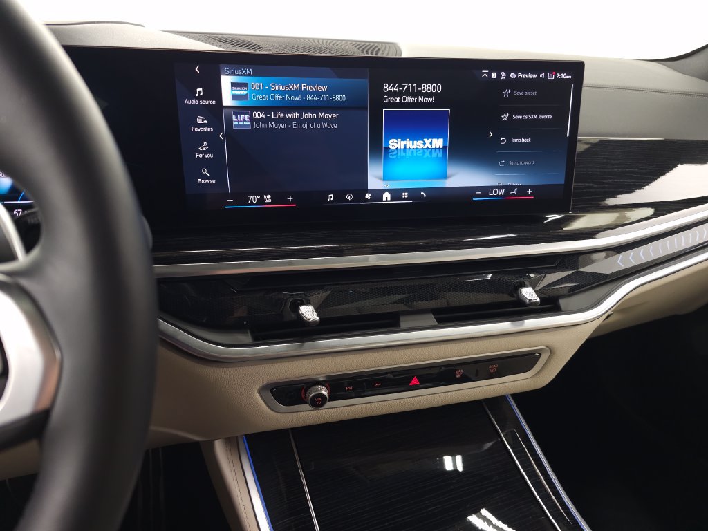 Used 2024 BMW X5 xDrive50e w/ M Sport Package AWD/4WD image 25