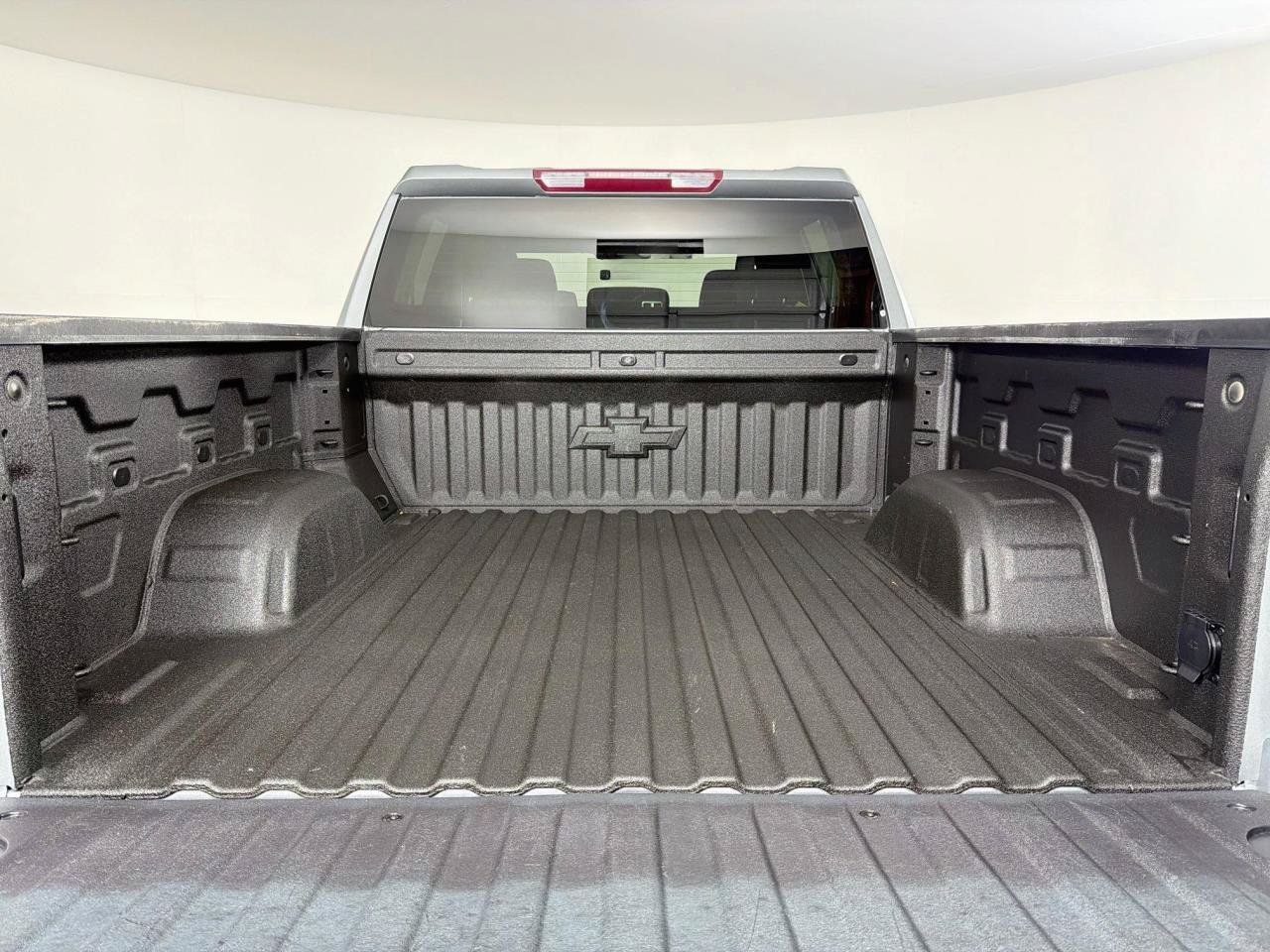 Used 2024 Chevrolet Silverado 1500 RST w/ Redline Edition AWD/4WD image 44