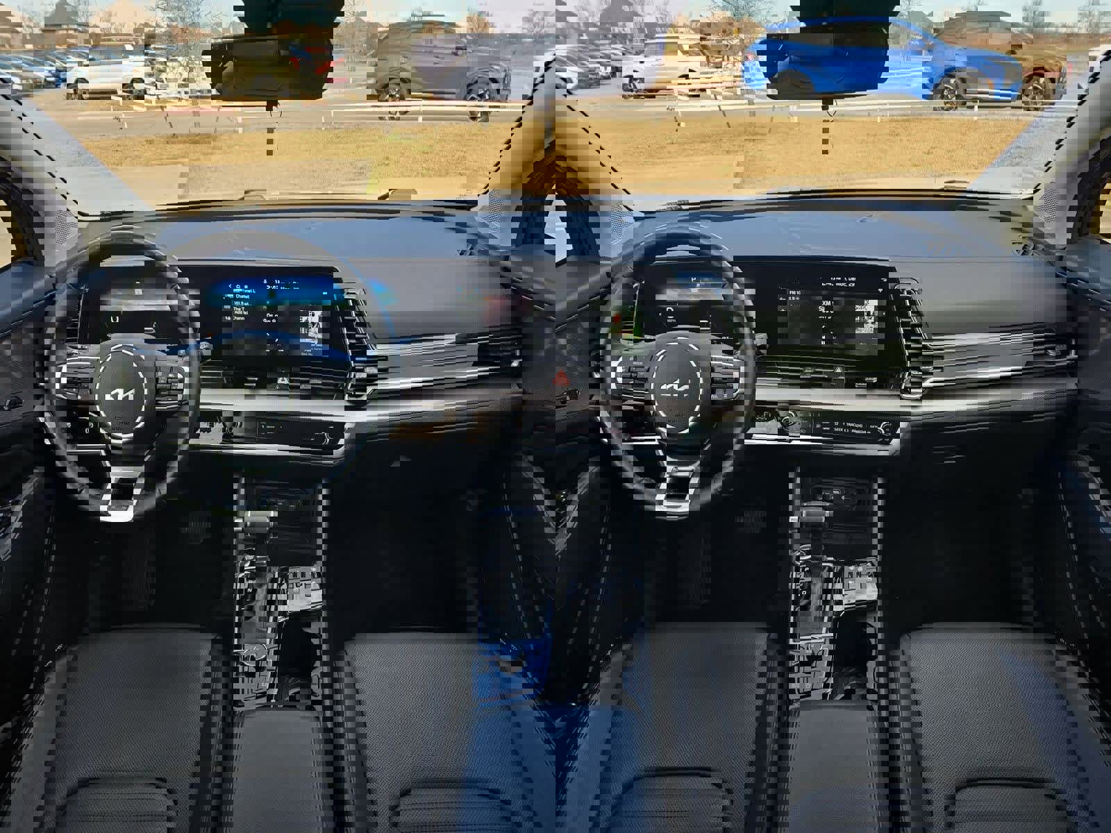 Used 2024 Kia Sportage SX image 14