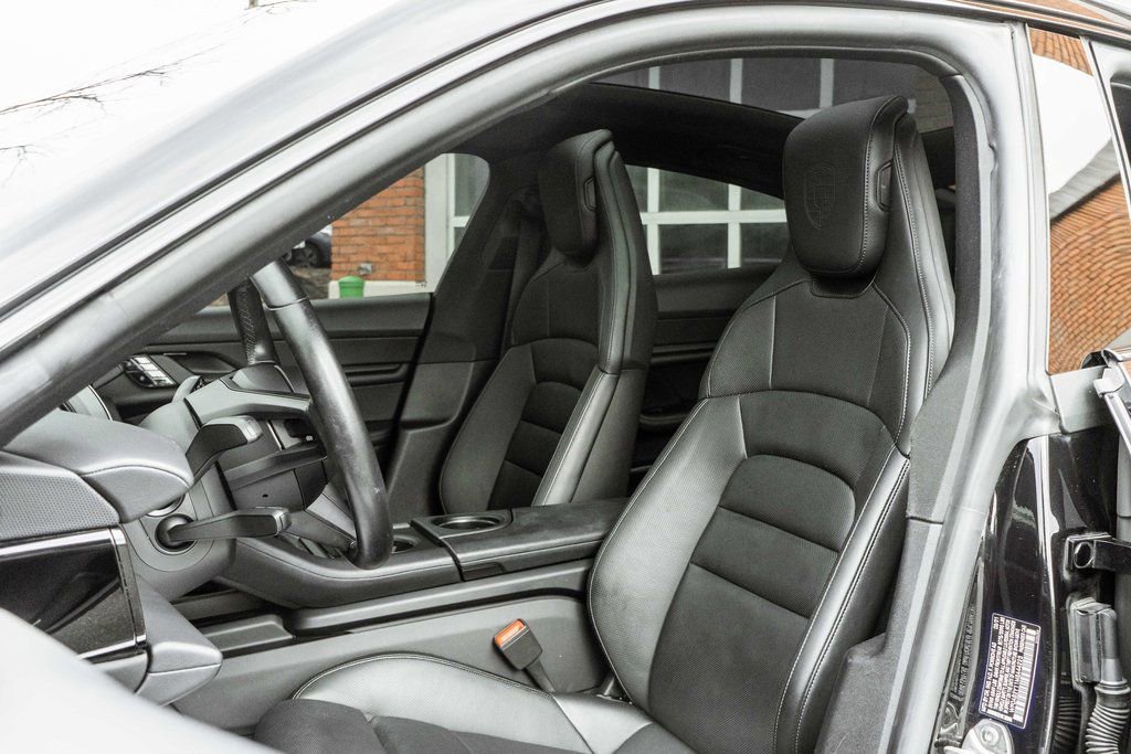 Used 2021 Porsche Taycan 4S image 6